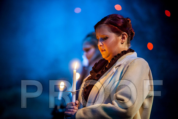 DL_130205_0043