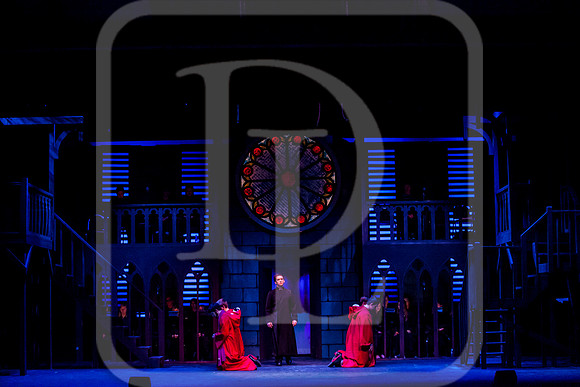 DL_180419_4941
